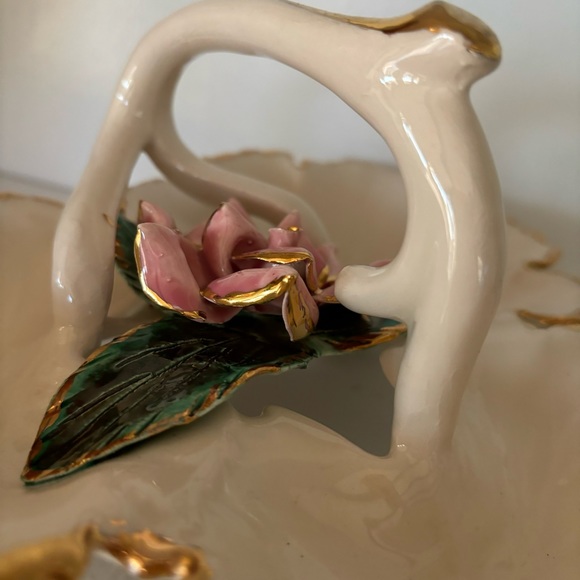 Vintage Leaf Shaped Serving Dish Gold Trim 3 Ivory Sections Roses - Picture 9 of 9